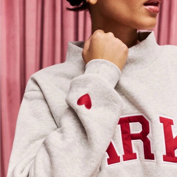 PARKE Valentine's Day Varsity Mockneck
Crimson / Classic Grey - NWT L/XL - Picture 4 of 4